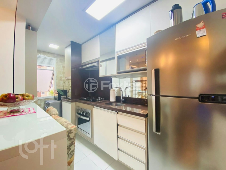 Apartamento à venda com 3 quartos, 76m² - Foto 4
