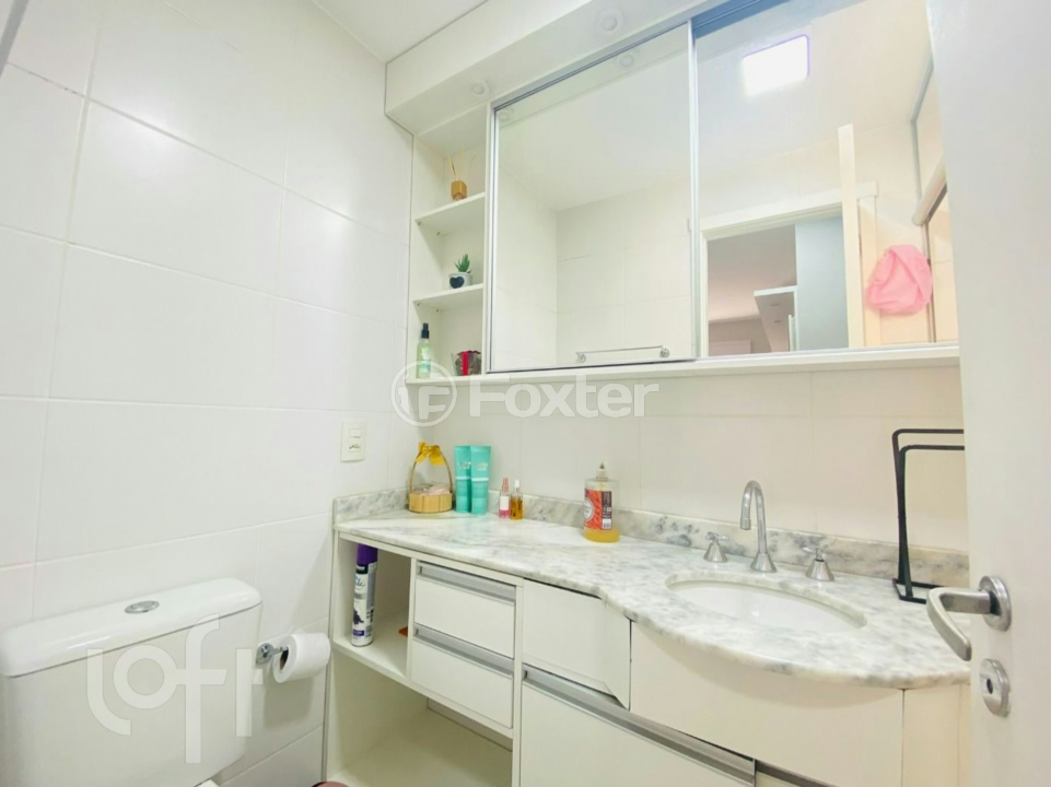 Apartamento à venda com 3 quartos, 76m² - Foto 8