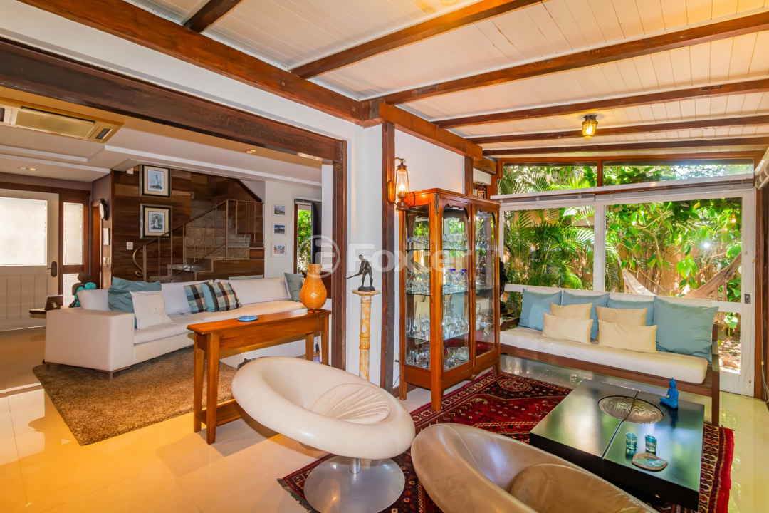 Casa de Condomínio à venda com 4 quartos, 380m² - Foto 5