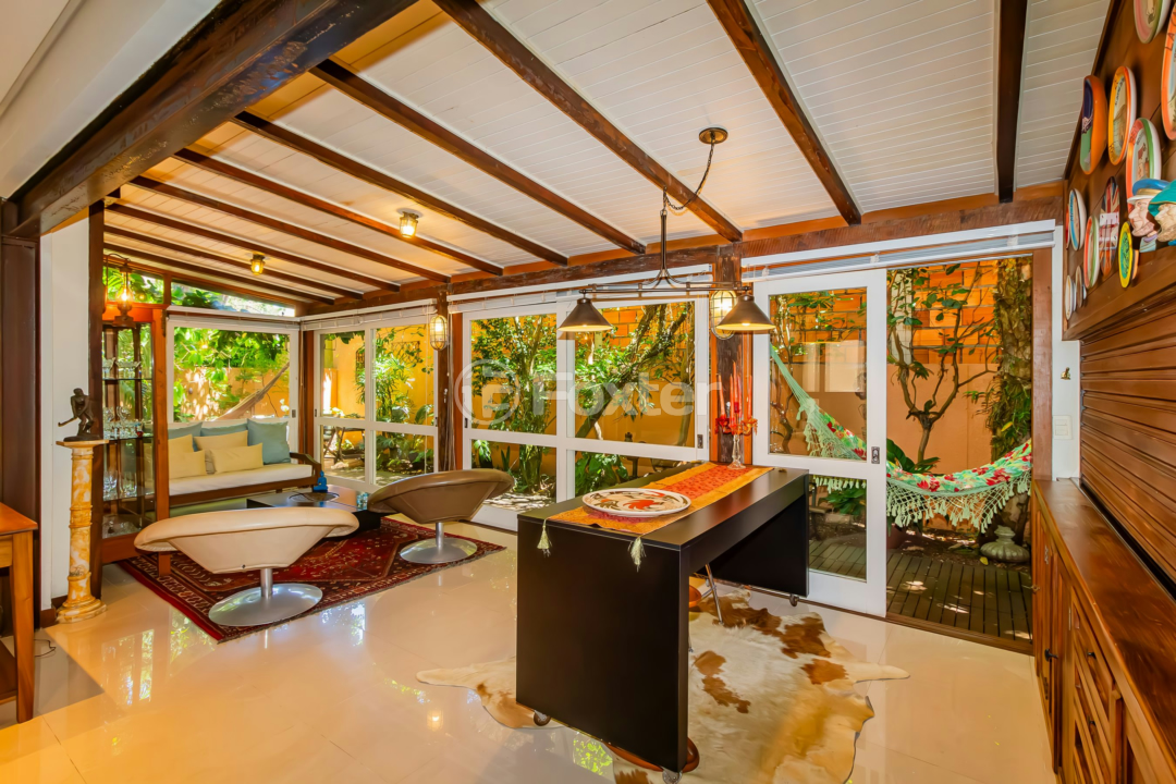 Casa de Condomínio à venda com 4 quartos, 380m² - Foto 6