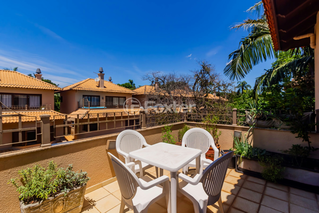 Casa de Condomínio à venda com 4 quartos, 380m² - Foto 37