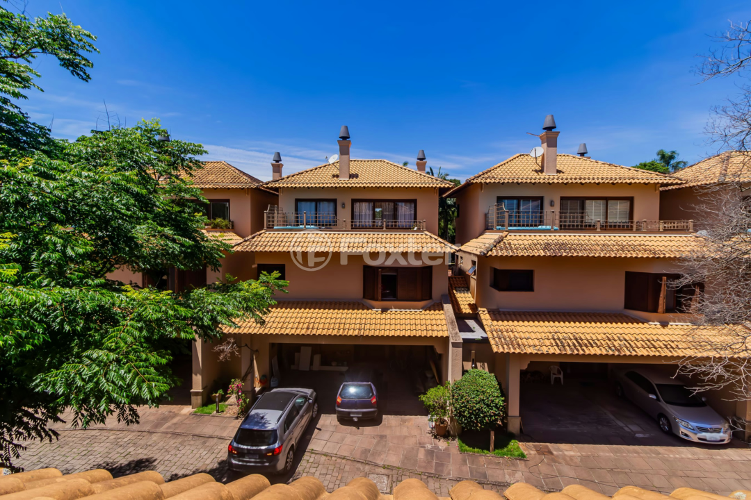 Casa de Condomínio à venda com 4 quartos, 380m² - Foto 45