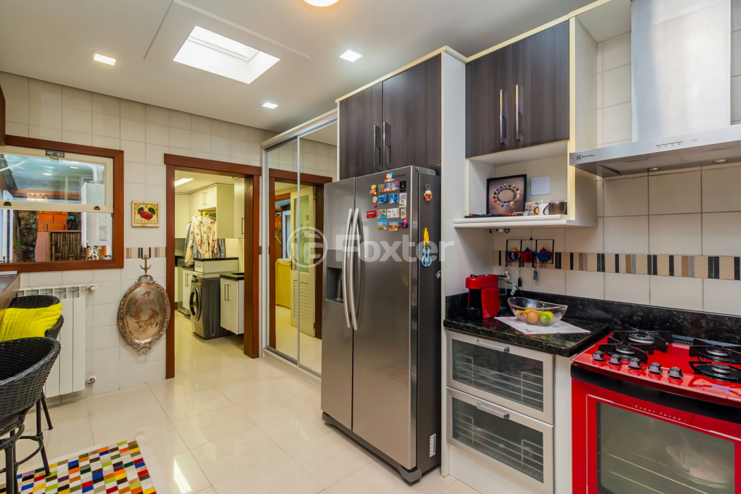 Casa de Condomínio à venda com 4 quartos, 380m² - Foto 47