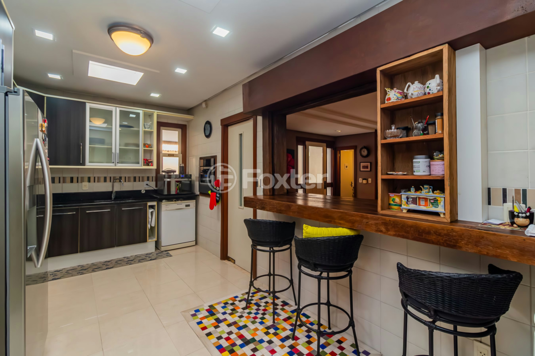 Casa de Condomínio à venda com 4 quartos, 380m² - Foto 49