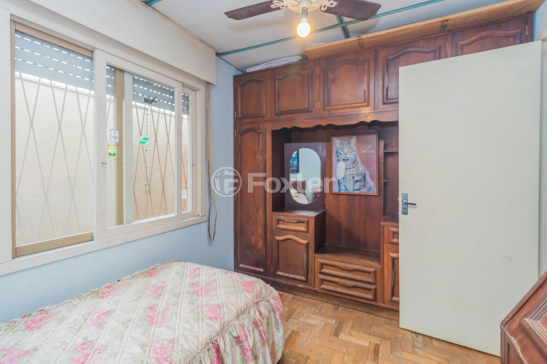 Casa à venda com 4 quartos, 90m² - Foto 12