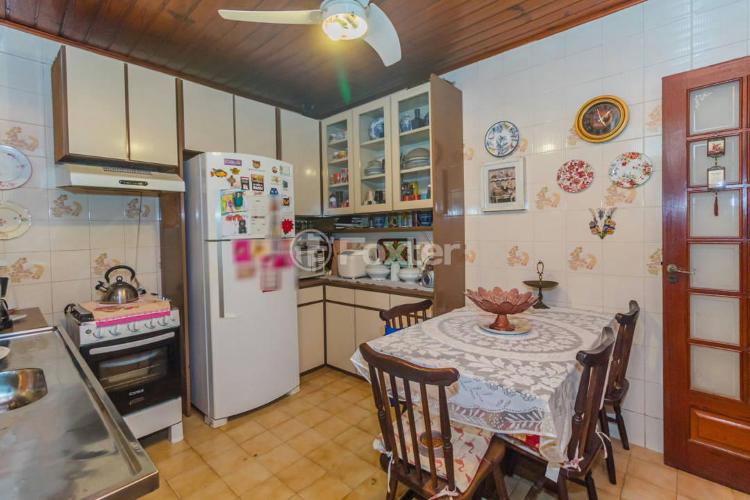 Casa à venda com 4 quartos, 90m² - Foto 26