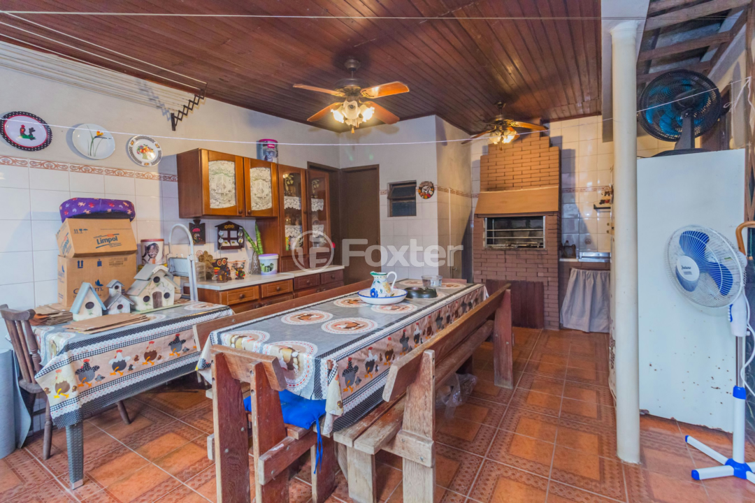 Casa à venda com 4 quartos, 90m² - Foto 28