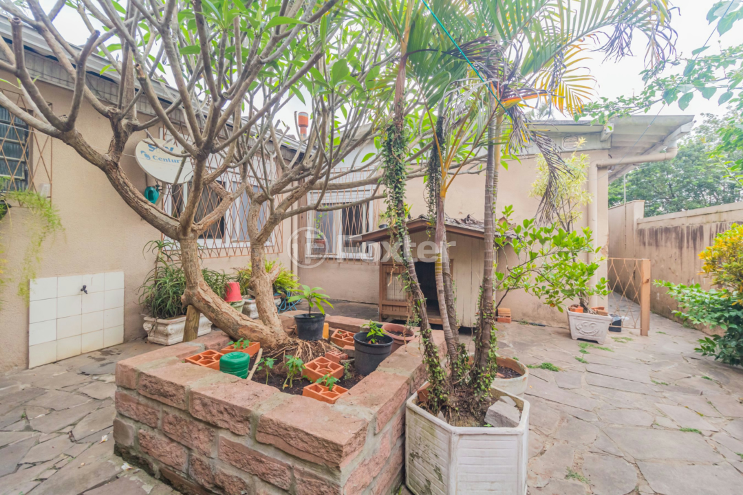 Casa à venda com 4 quartos, 90m² - Foto 34