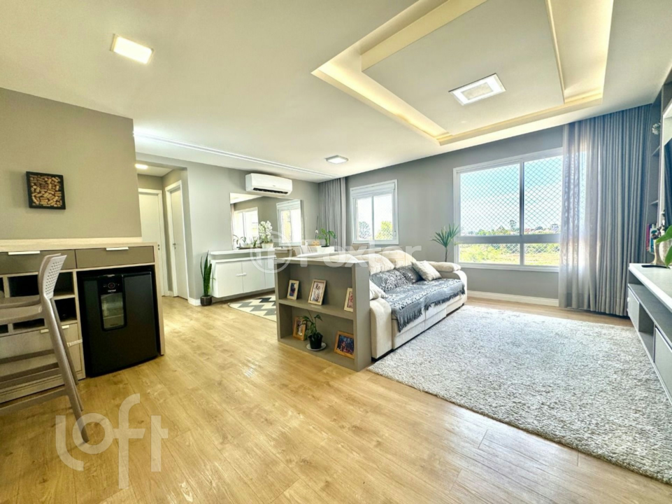Apartamento à venda com 3 quartos, 76m² - Foto 1