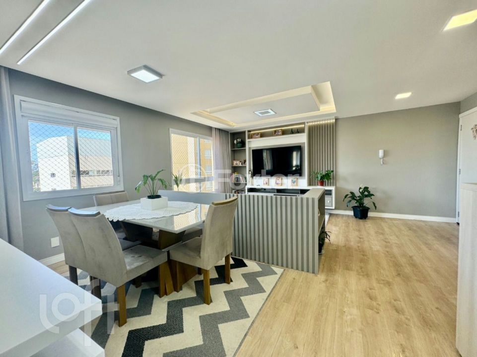 Apartamento à venda com 3 quartos, 76m² - Foto 5