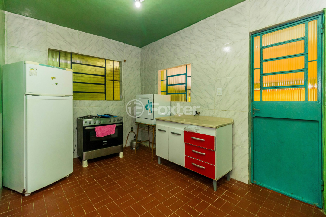 Casa à venda com 3 quartos, 300m² - Foto 4