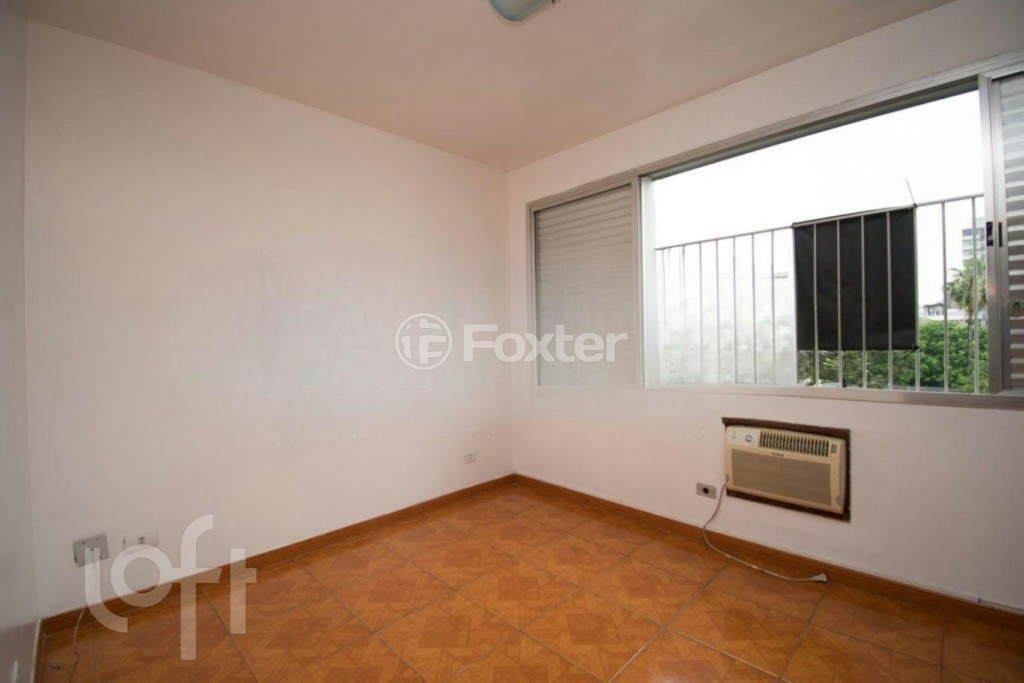 Apartamento à venda com 2 quartos, 75m² - Foto 10