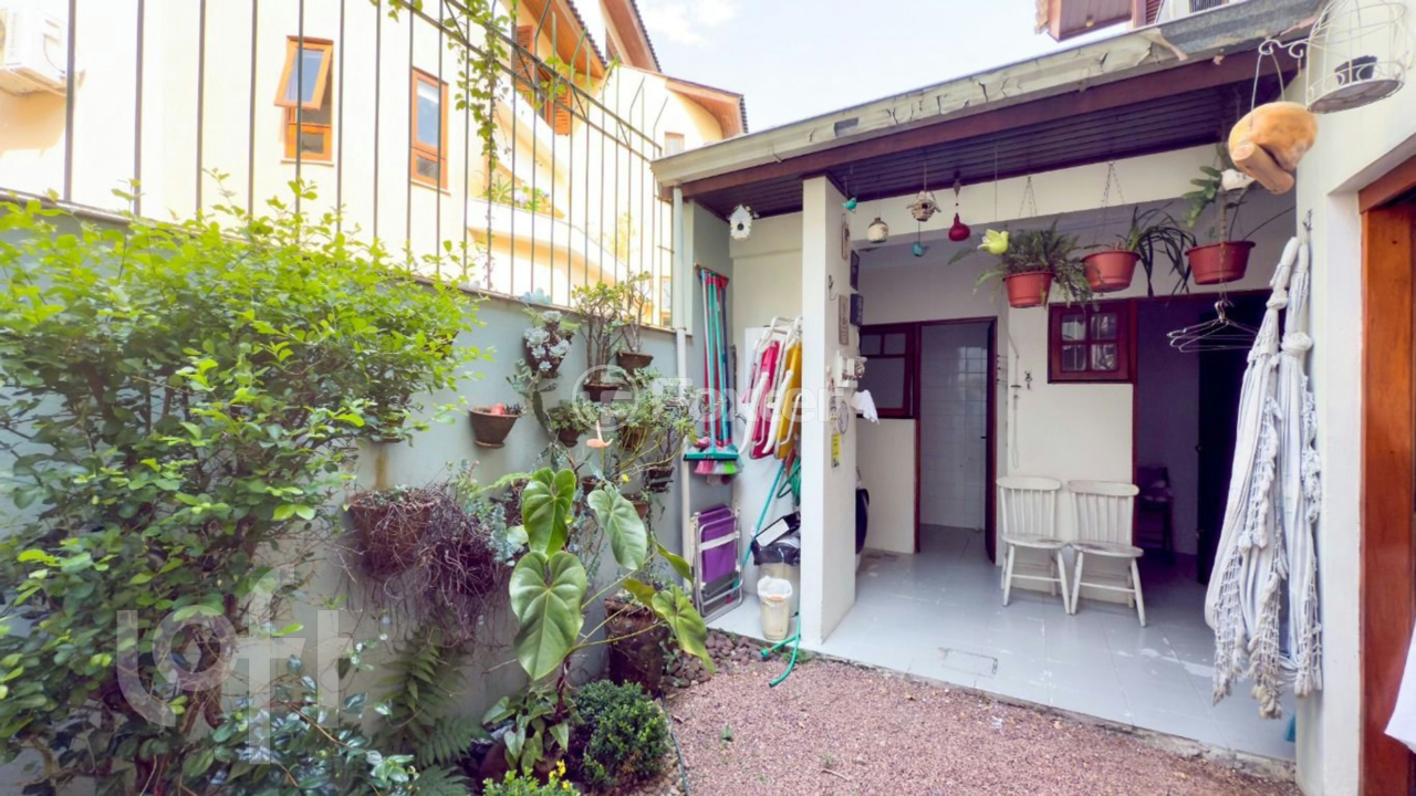 Casa de Condomínio à venda com 3 quartos, 225m² - Foto 34