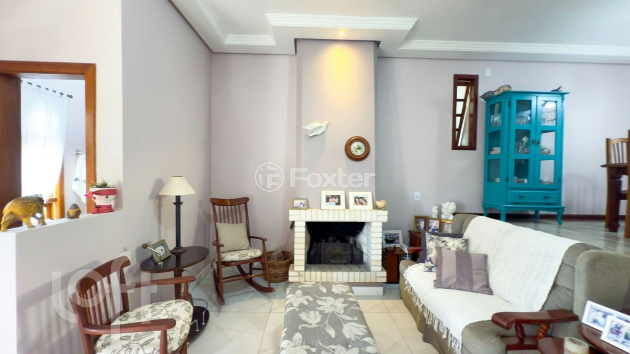 Casa de Condomínio à venda com 3 quartos, 225m² - Foto 1