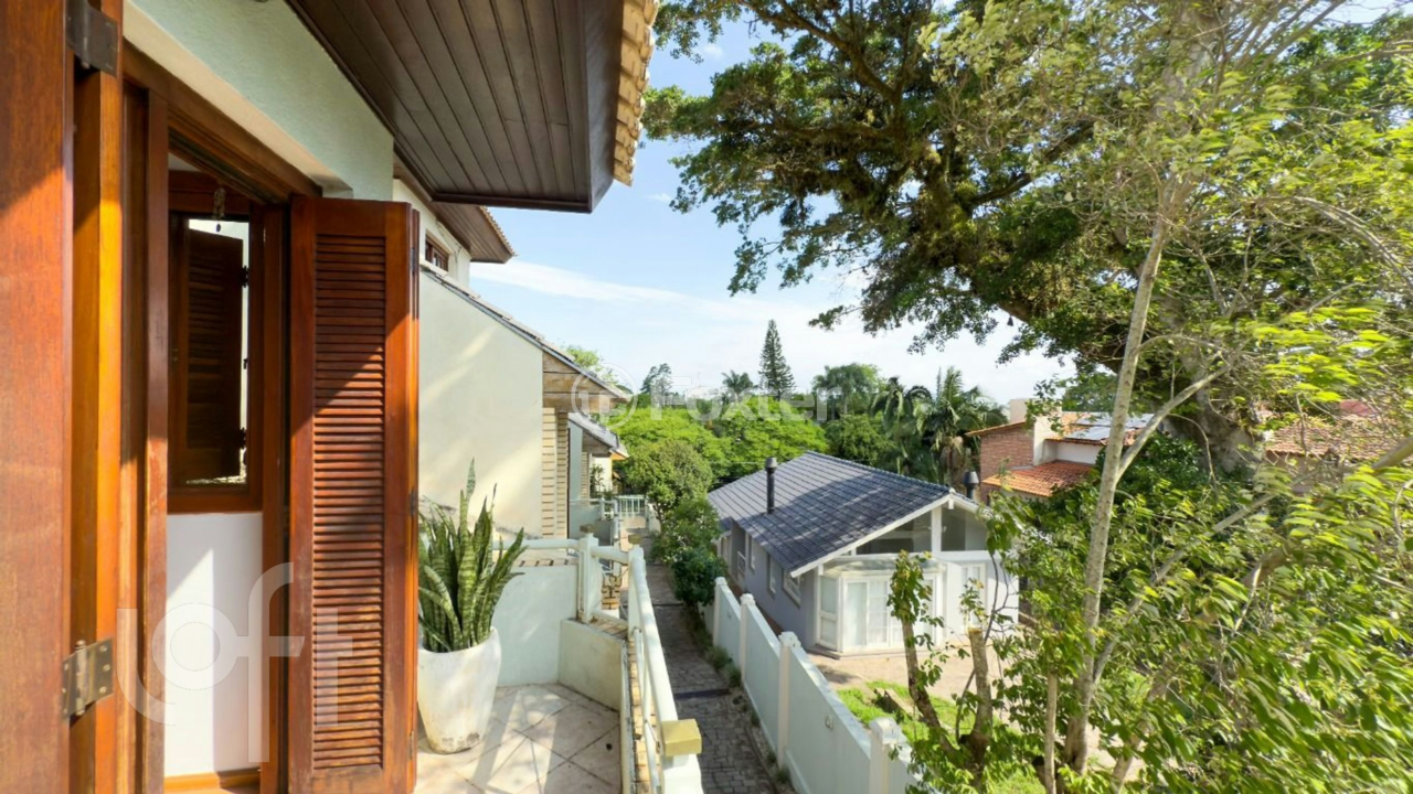Casa de Condomínio à venda com 3 quartos, 225m² - Foto 24