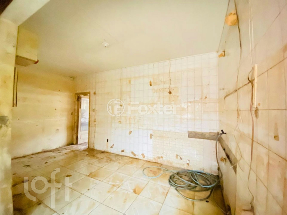 Casa à venda com 4 quartos, 230m² - Foto 15