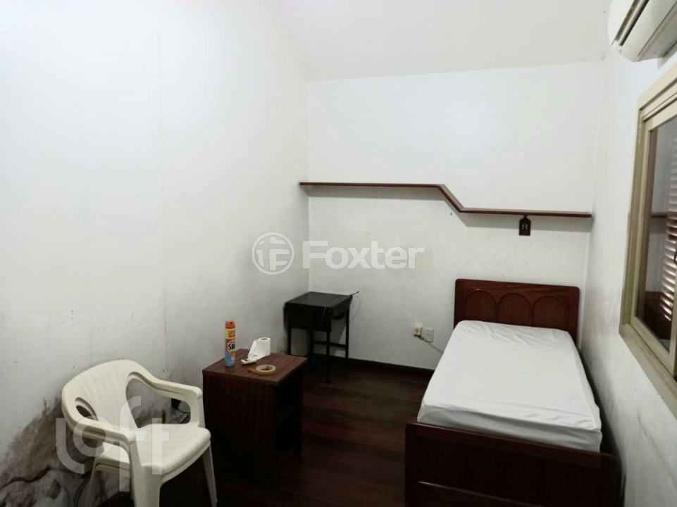 Casa à venda com 6 quartos, 233m² - Foto 13