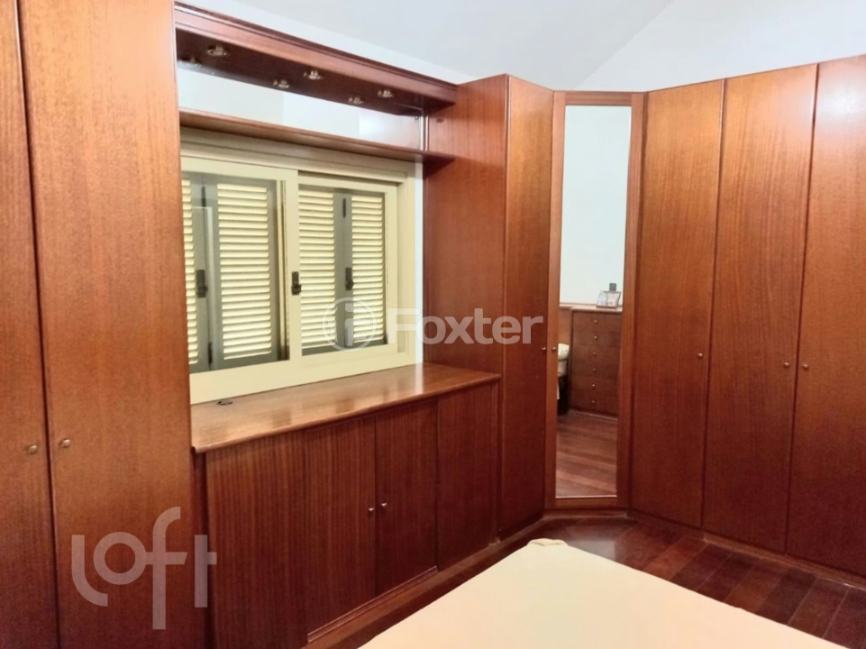 Casa à venda com 6 quartos, 233m² - Foto 6
