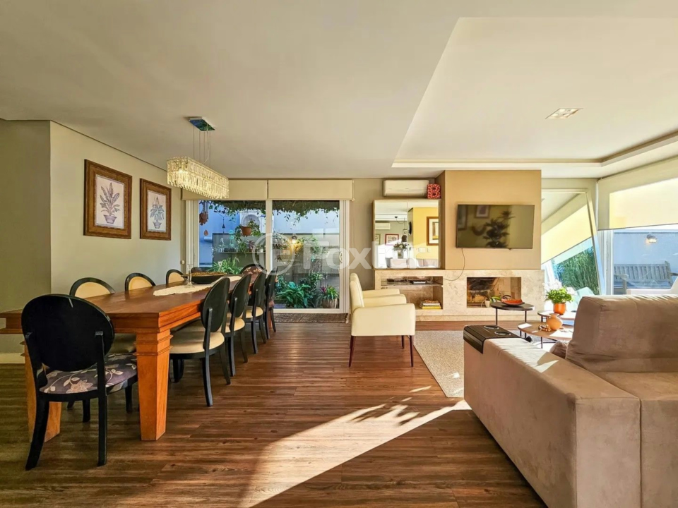 Casa de Condomínio à venda com 3 quartos, 330m² - Foto 6