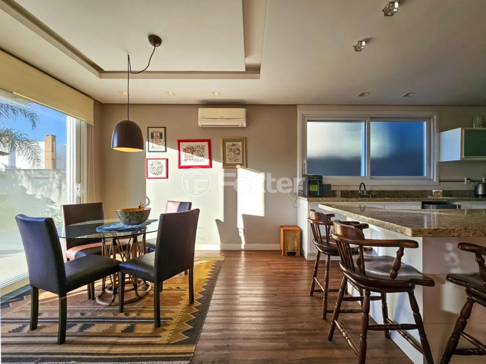 Casa de Condomínio à venda com 3 quartos, 330m² - Foto 57