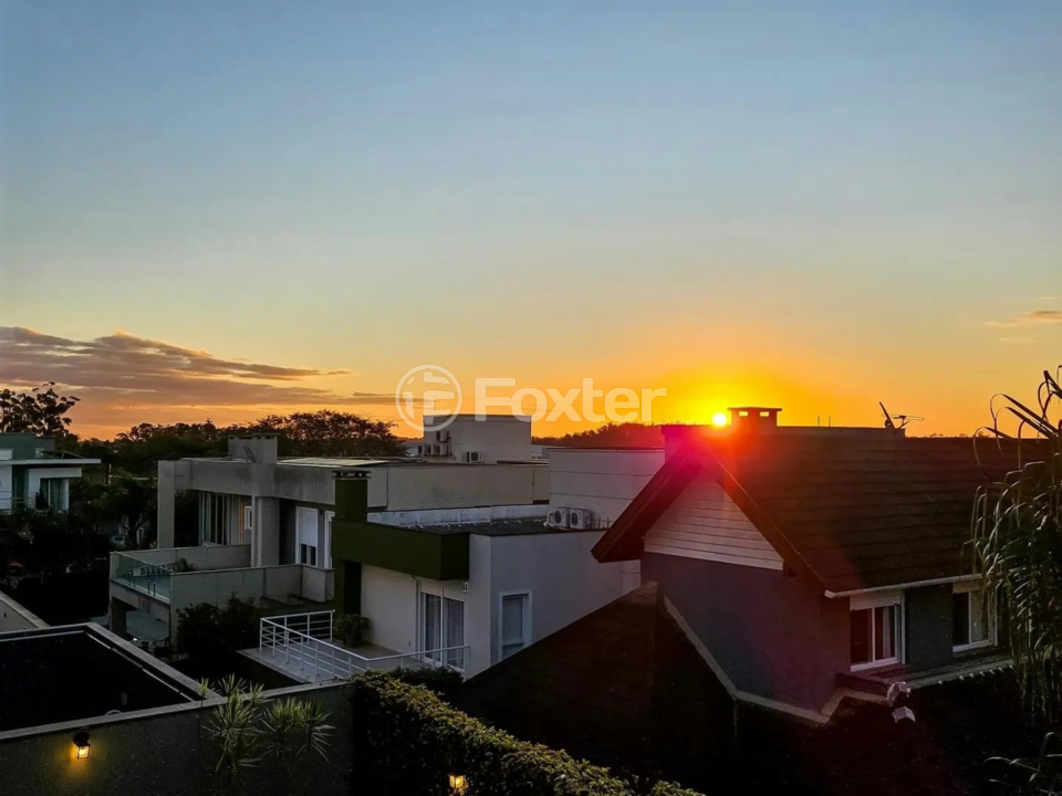 Casa de Condomínio à venda com 3 quartos, 330m² - Foto 60
