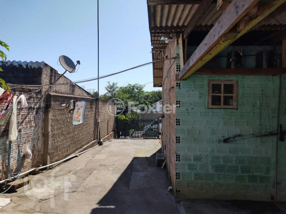 Casa à venda com 3 quartos, 58m² - Foto 3