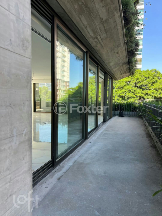 Apartamento à venda com 3 quartos, 251m² - Foto 14