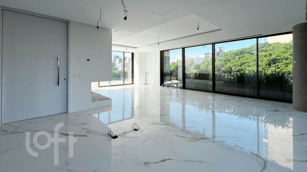 Apartamento à venda com 3 quartos, 251m² - Foto 3