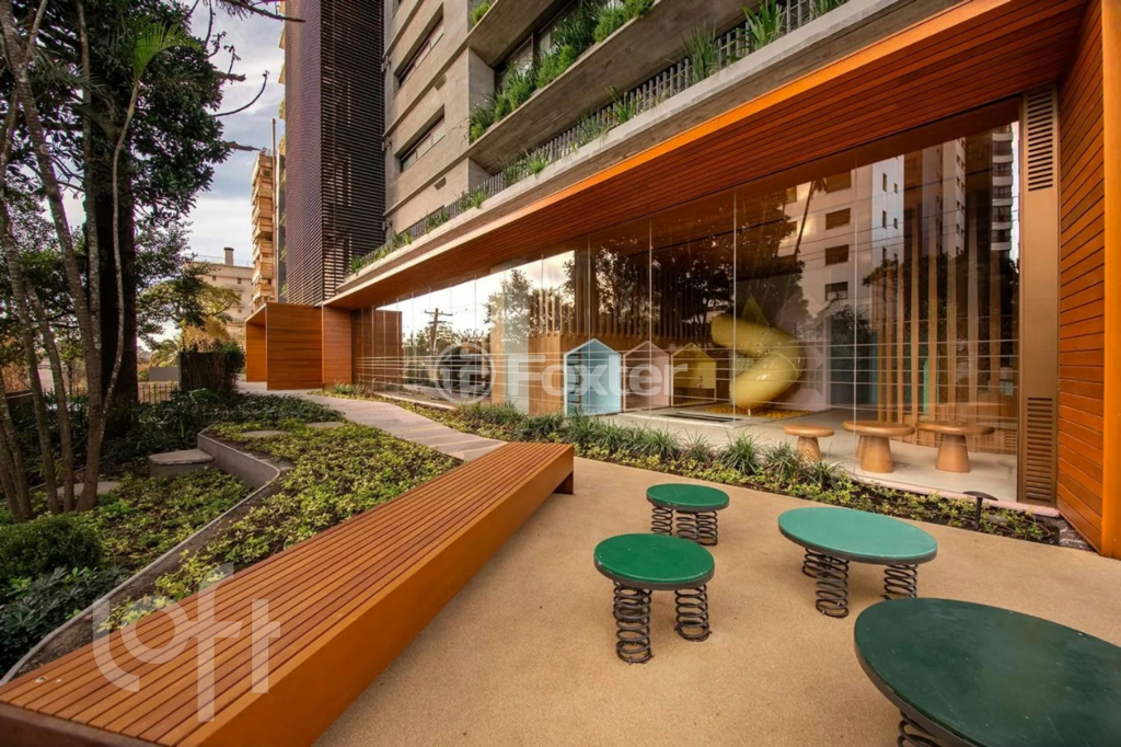 Apartamento à venda com 3 quartos, 251m² - Foto 59