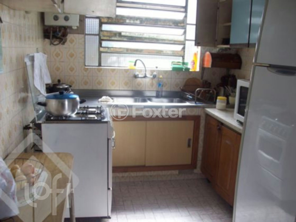 Casa à venda com 3 quartos, 180m² - Foto 6
