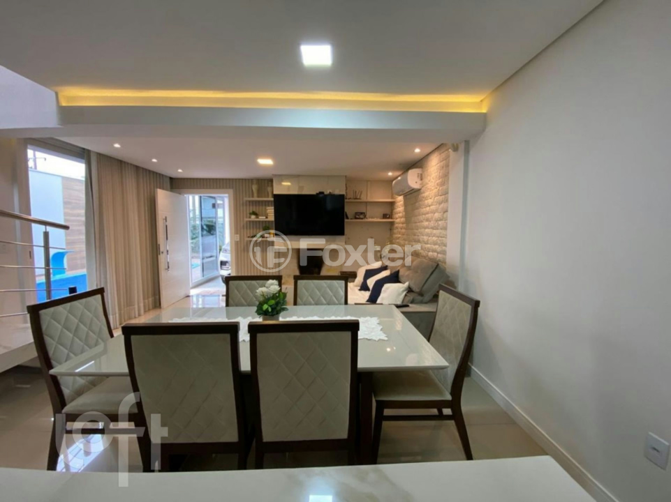 Casa à venda com 3 quartos, 206m² - Foto 4