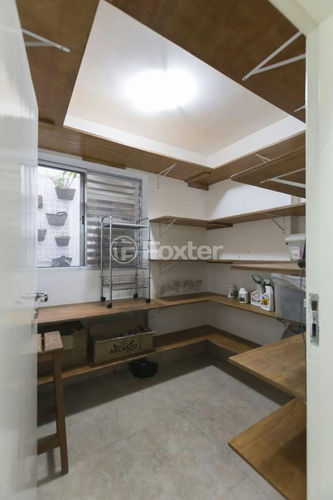 Casa à venda com 3 quartos, 270m² - Foto 32