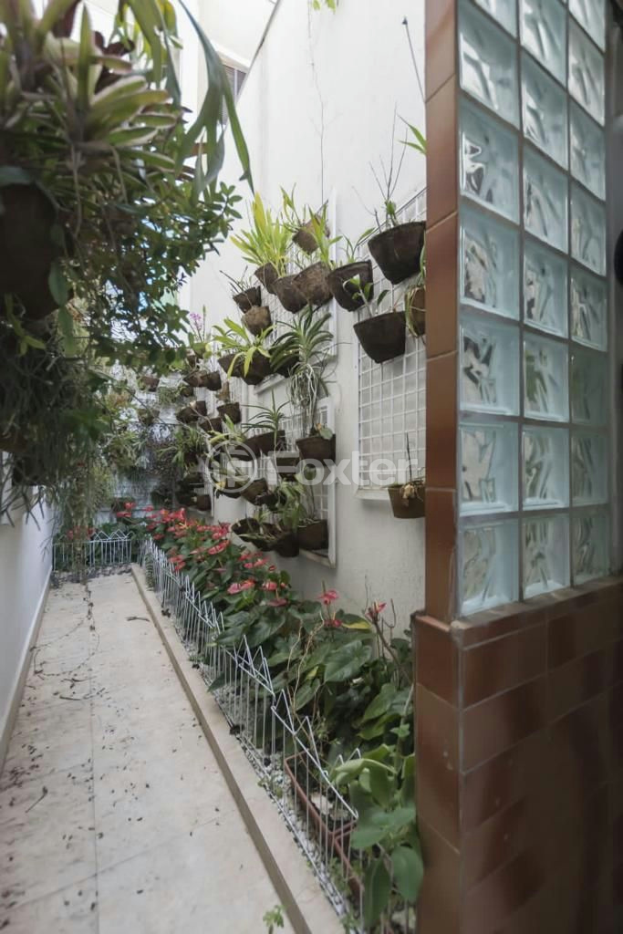 Casa à venda com 3 quartos, 270m² - Foto 43