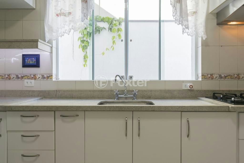 Casa à venda com 3 quartos, 270m² - Foto 9