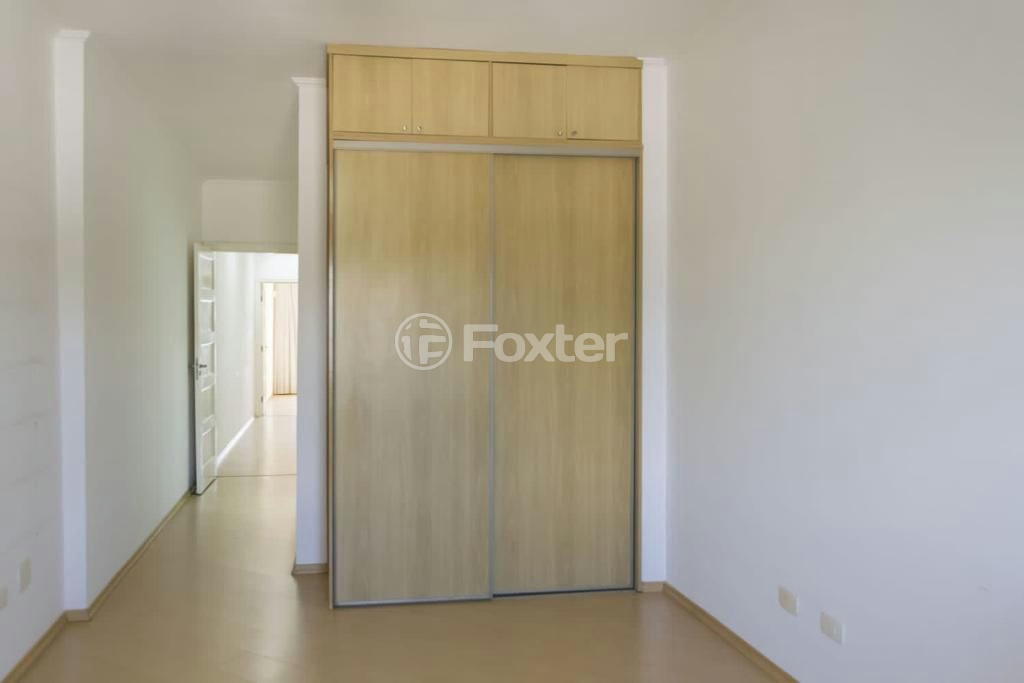 Casa à venda com 3 quartos, 270m² - Foto 26