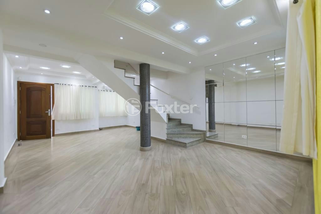 Casa à venda com 3 quartos, 270m² - Foto 1