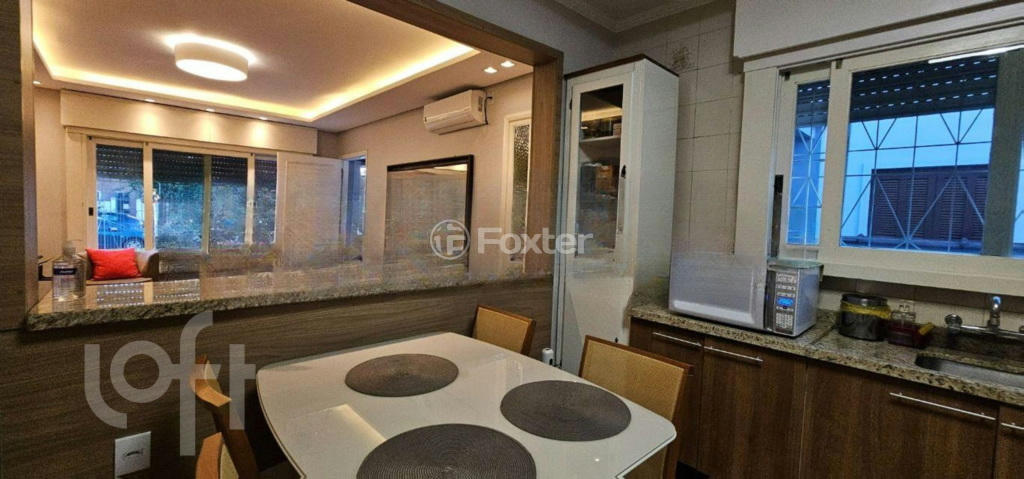 Casa à venda com 3 quartos, 220m² - Foto 42