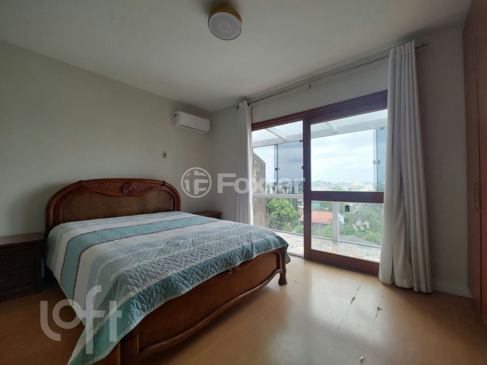 Casa à venda com 3 quartos, 270m² - Foto 14