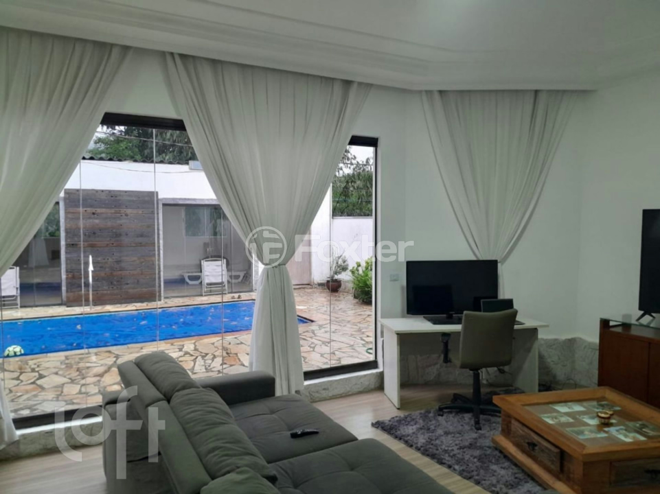 Casa à venda com 3 quartos, 470m² - Foto 2