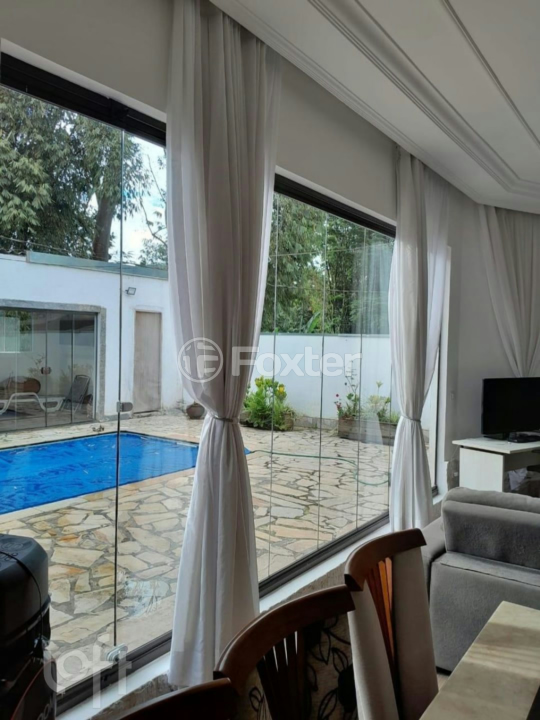Casa à venda com 3 quartos, 470m² - Foto 3