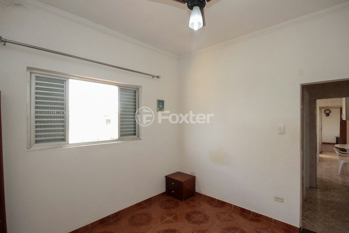 Casa à venda com 4 quartos, 200m² - Foto 31