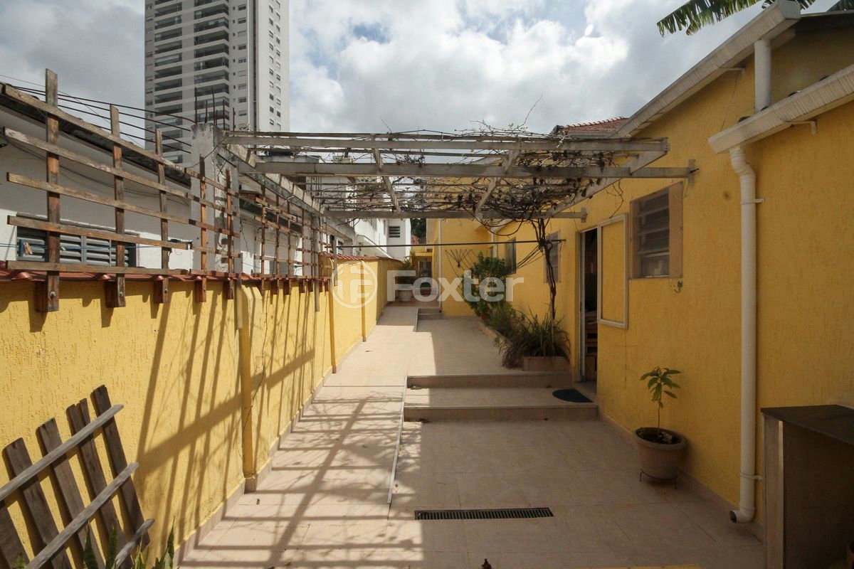 Casa à venda com 4 quartos, 200m² - Foto 19