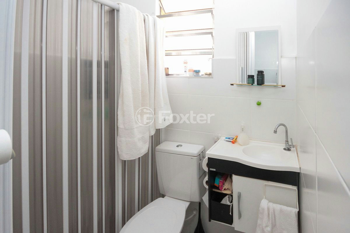 Casa à venda com 4 quartos, 200m² - Foto 37