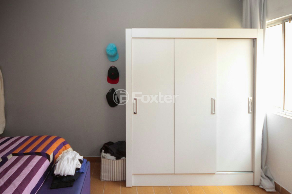 Casa à venda com 4 quartos, 200m² - Foto 33