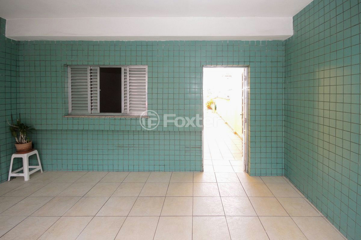 Casa à venda com 4 quartos, 200m² - Foto 15
