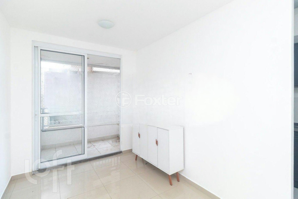 Apartamento à venda com 2 quartos, 62m² - Foto 1