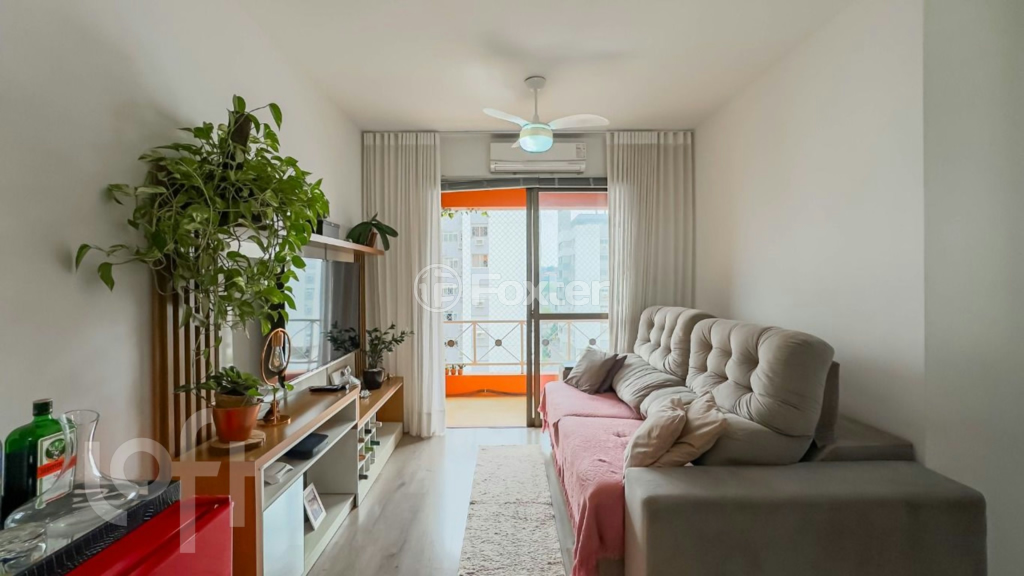 Apartamento à venda com 3 quartos, 74m² - Foto 1