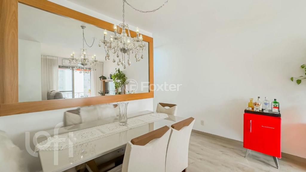 Apartamento à venda com 3 quartos, 74m² - Foto 4