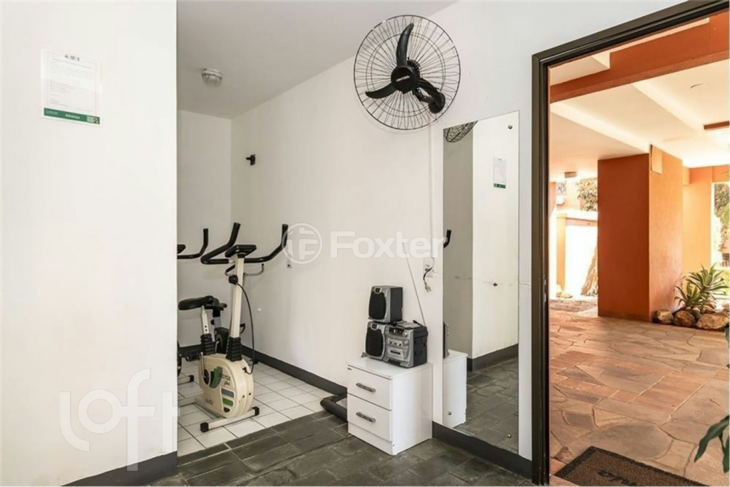 Apartamento à venda com 3 quartos, 74m² - Foto 25