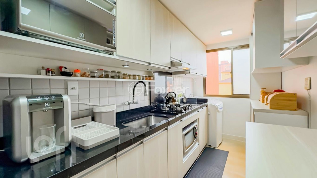 Apartamento à venda com 3 quartos, 74m² - Foto 10